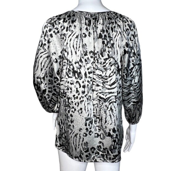 Express Shirt Womens Small White Gray Leopard Print Satin Office Career Party - Picture 4 of 9